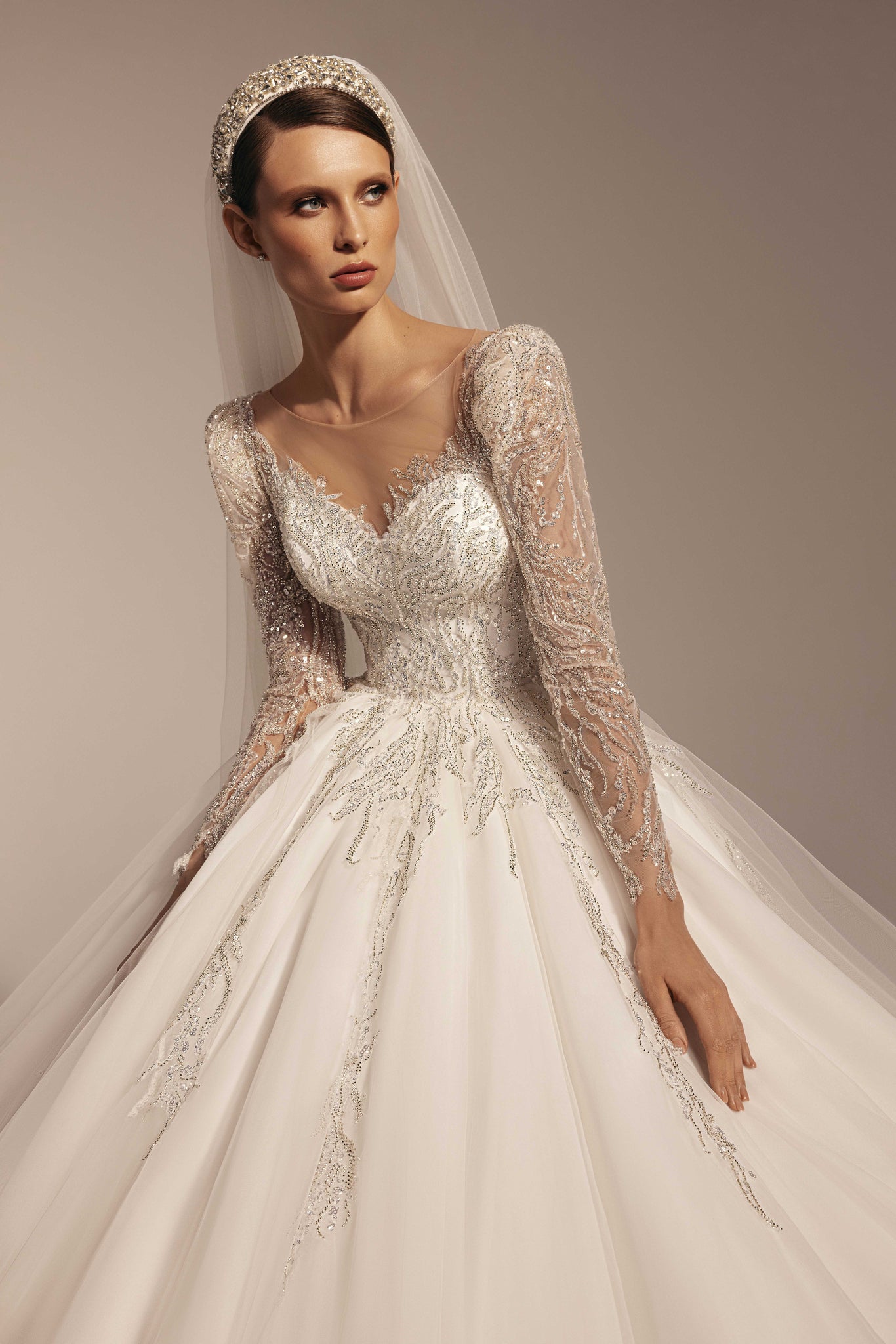 ARYANNA WEDDING DRESS