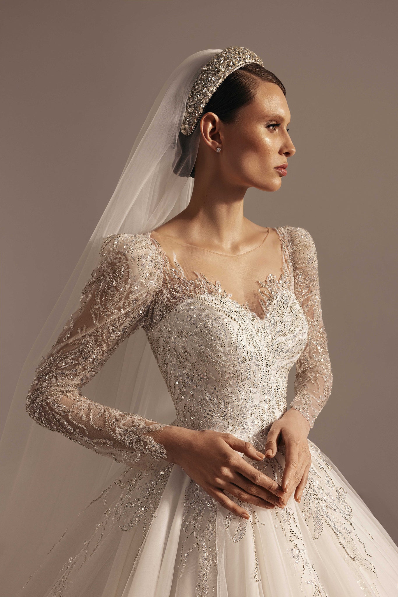 ARYANNA WEDDING DRESS