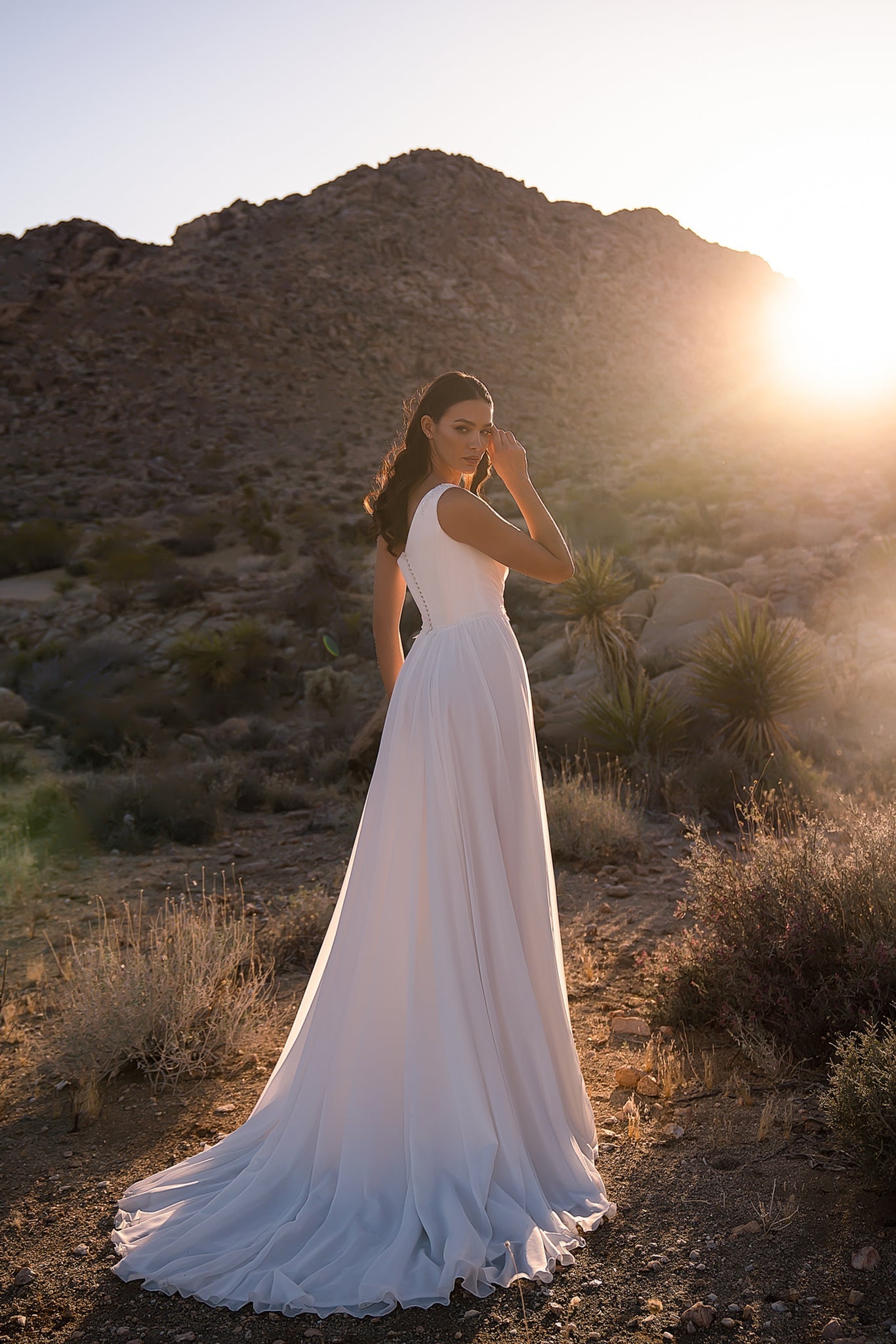 Asymmetrical Corset Tulle Wedding Dress