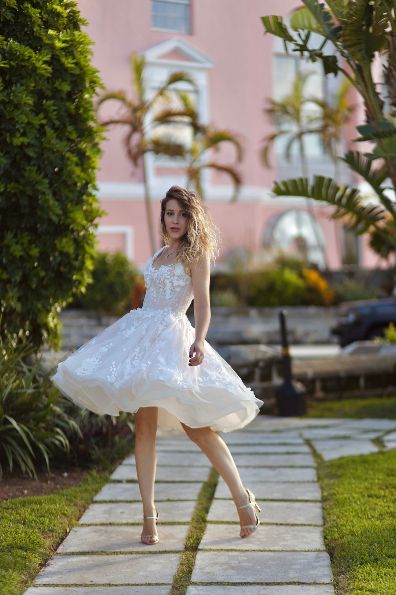 FLORAL SHORT DRESS