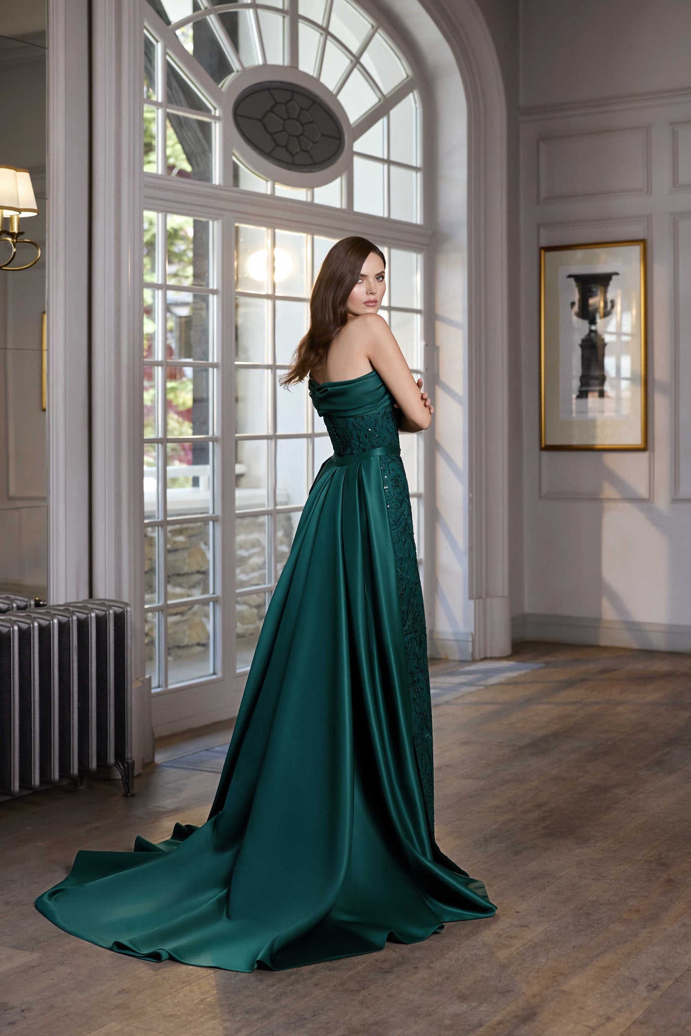 LONG EVENING DRESSES