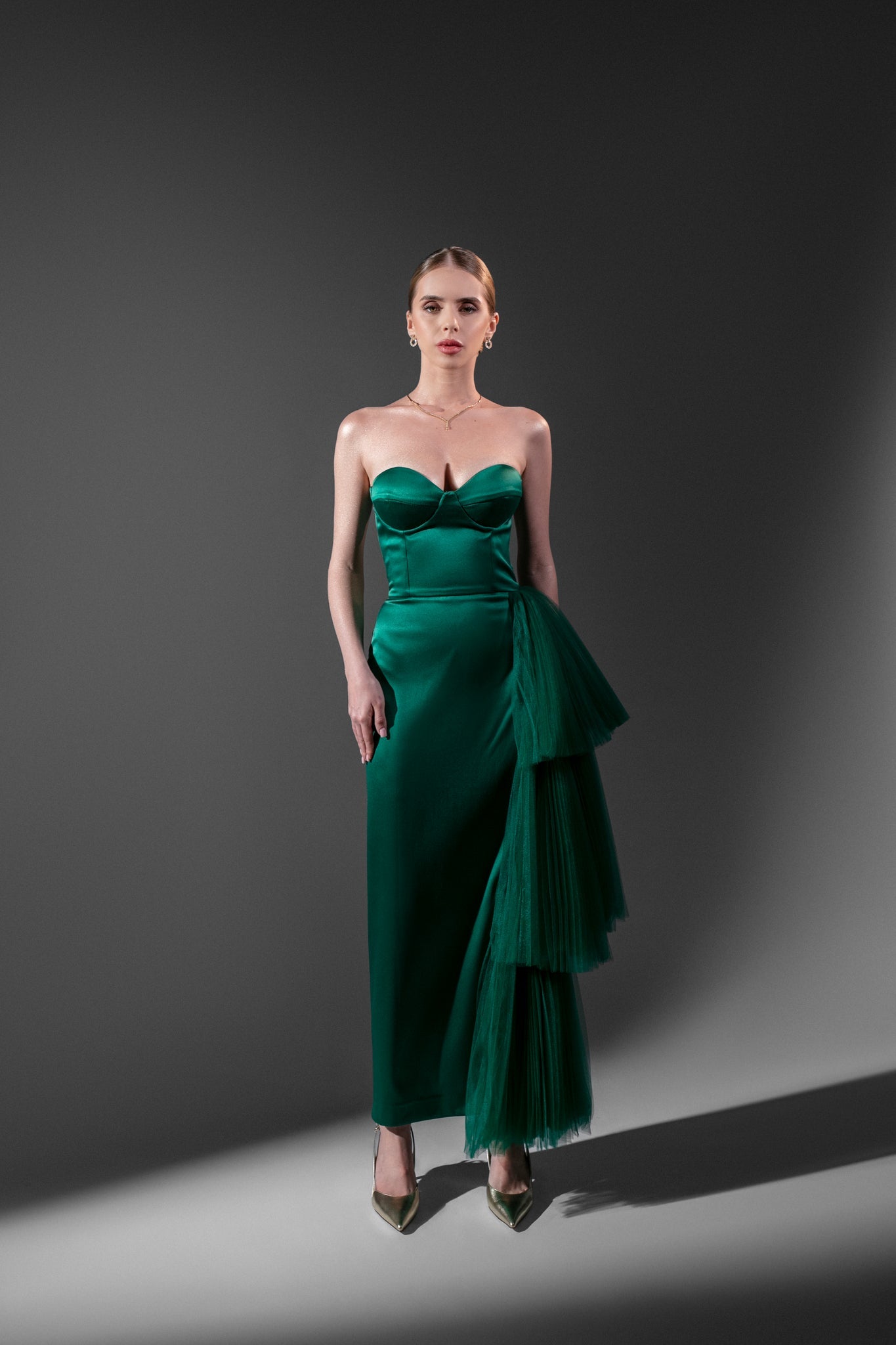 MIDI EVENING DRESS WITH SIDE PLEATS AND BALCONETTE CORSET