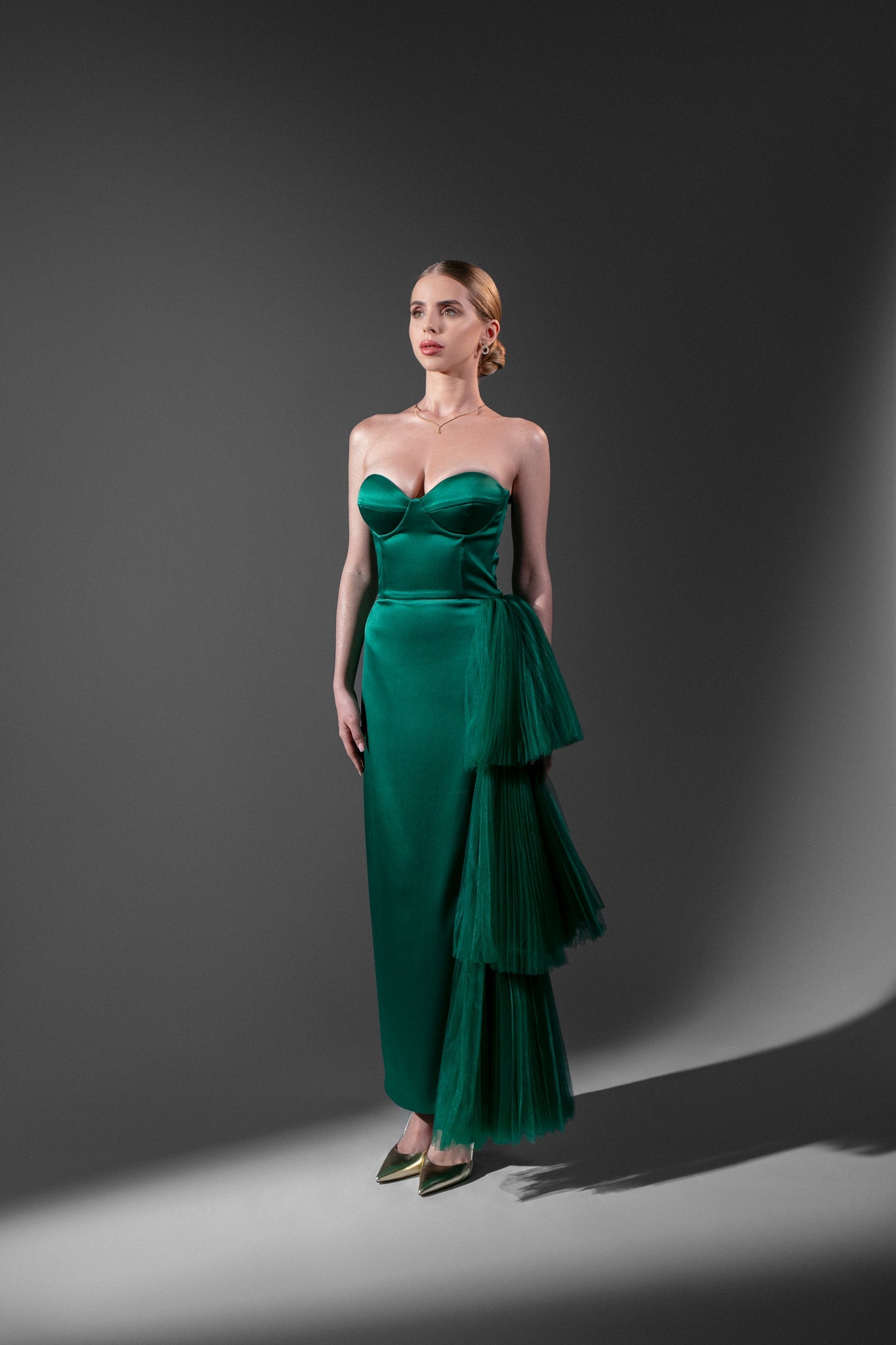 MIDI EVENING DRESS WITH SIDE PLEATS AND BALCONETTE CORSET