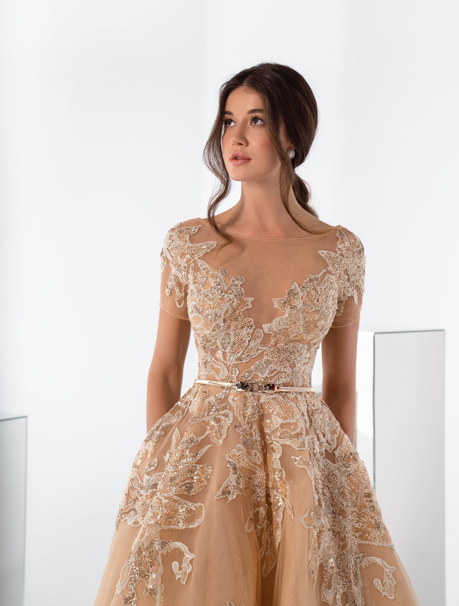 QUEEN EVENING DRESS