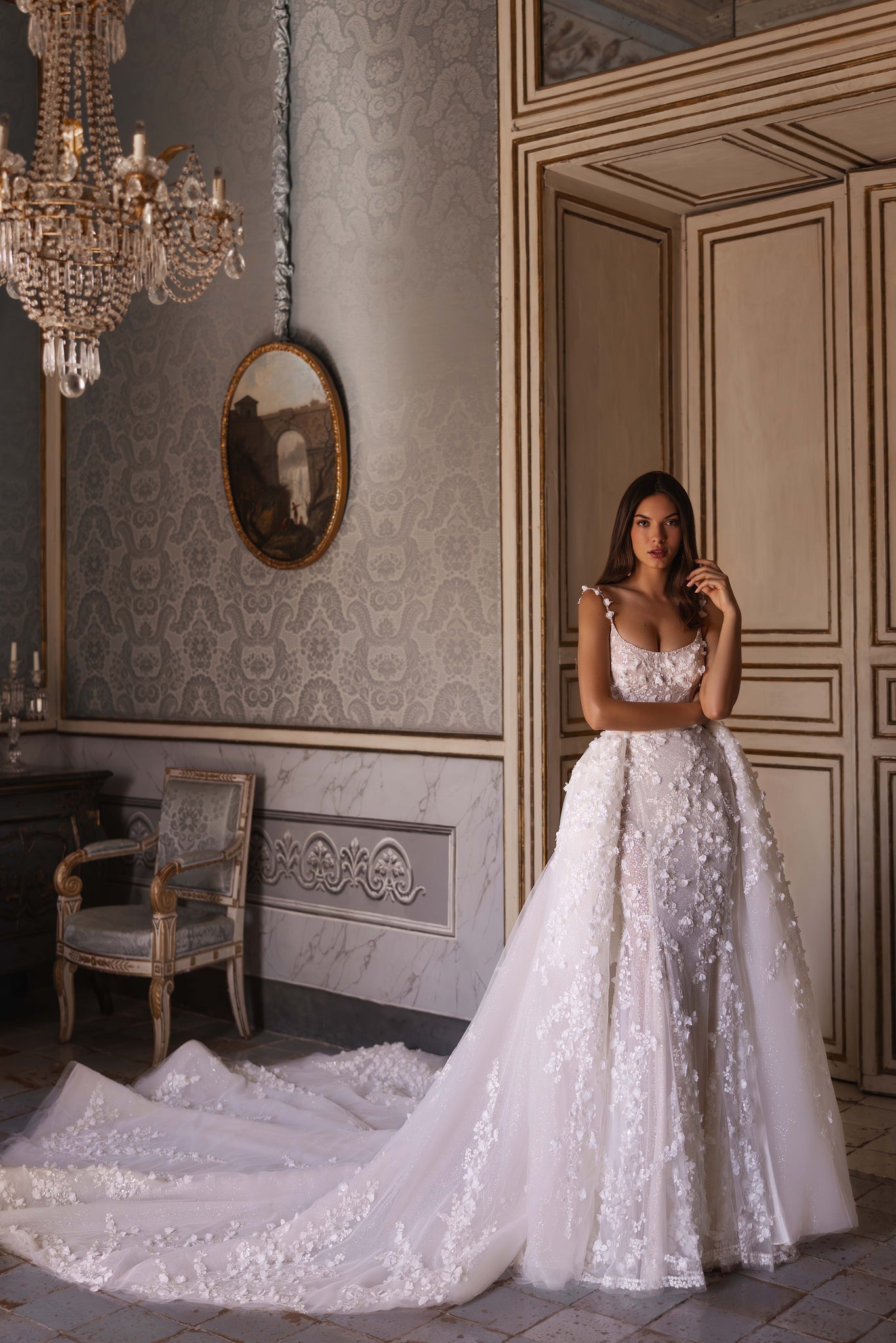 Siren Wedding Dress with Train and Veil