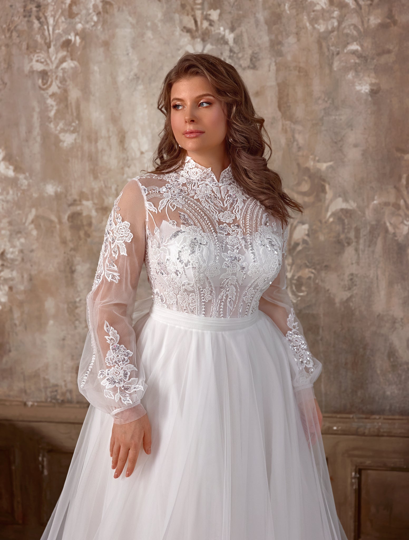 WEDDING DRESSES PLUS SIZE WITH LONG SLEEVES