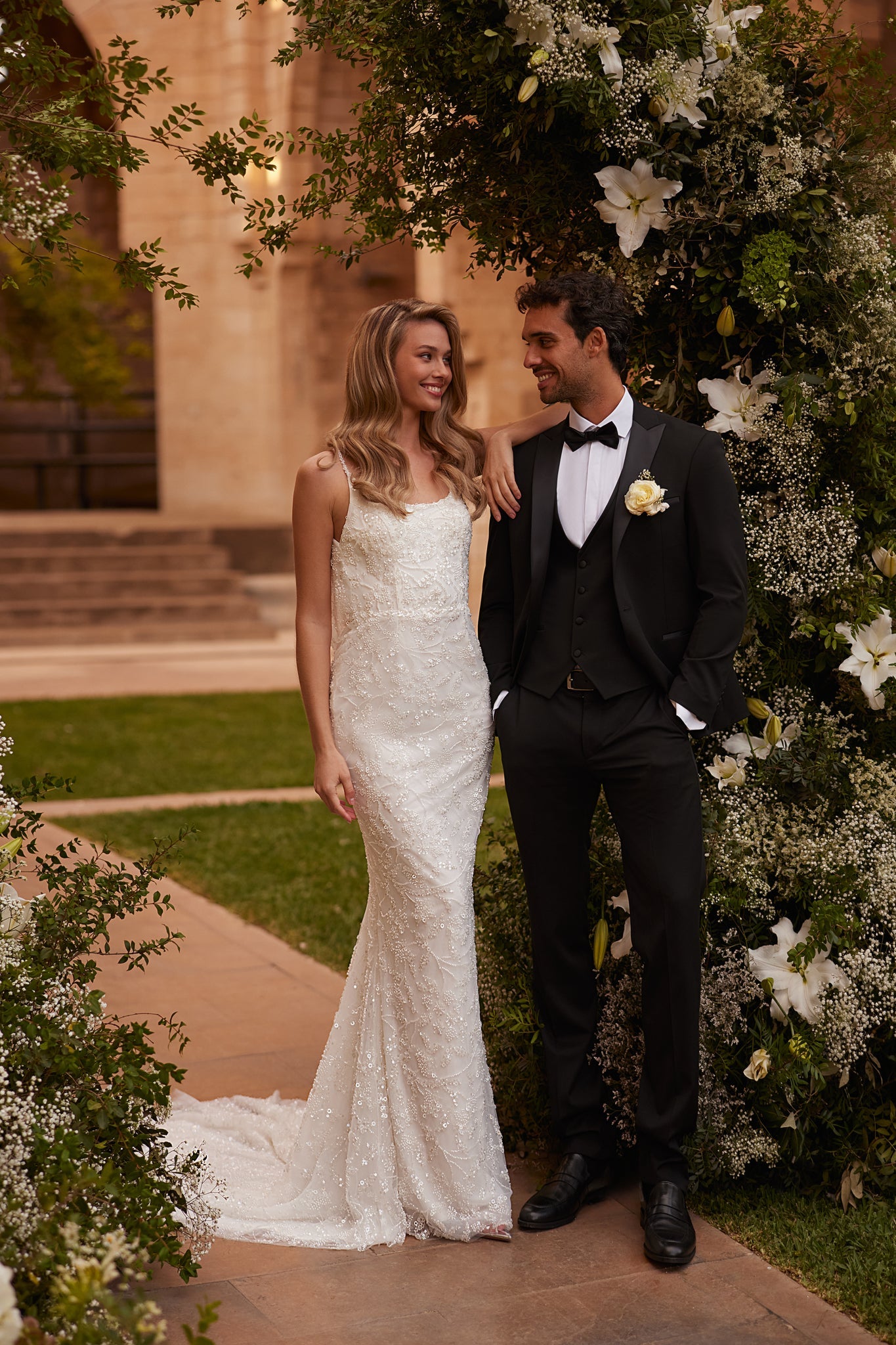 WEDDING DRESS FULLY DECORATED WITH PEARLS, BEADS, AND SEQUINS