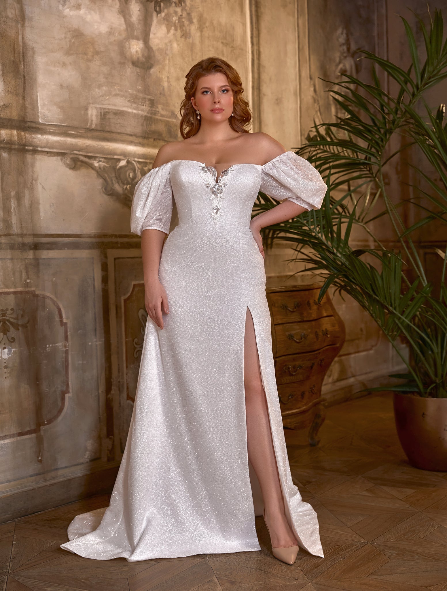 WEDDING DRESS IN LUREX FABRIC WITH SHIMMER