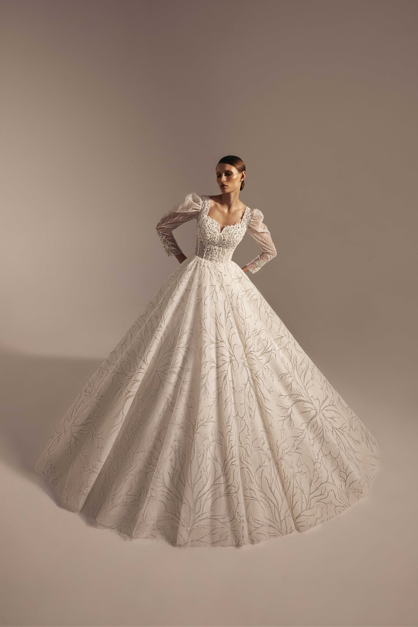 Wedding Dress with Puff Sleeves and Floral Embroidery