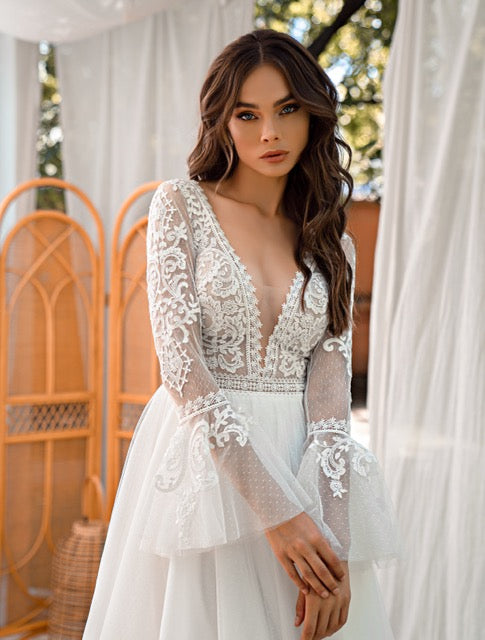 AIRY WEDDING DRESSES
