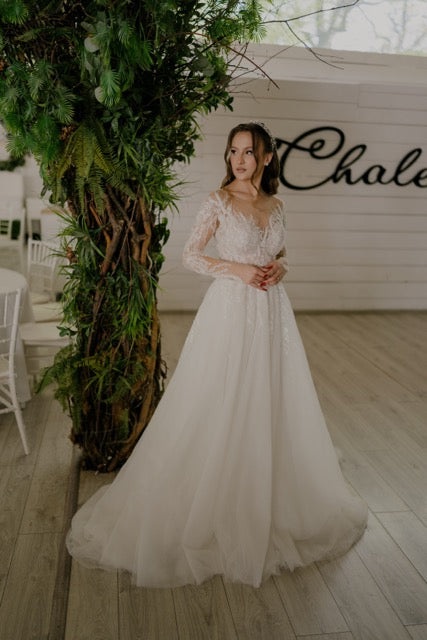 Long Sleeve Lace & Tulle A-Line Wedding Dress