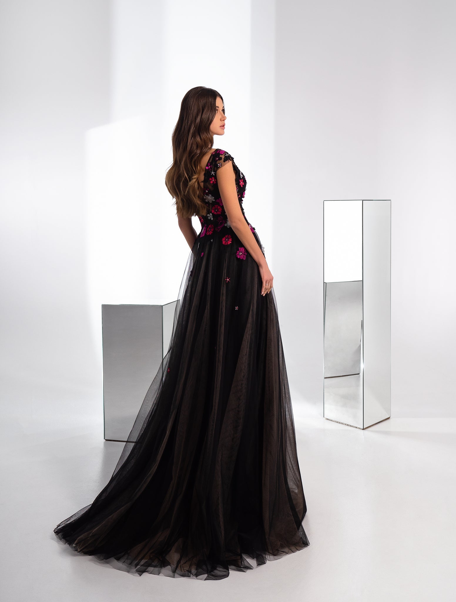 EVENING DRESS FLOWERS