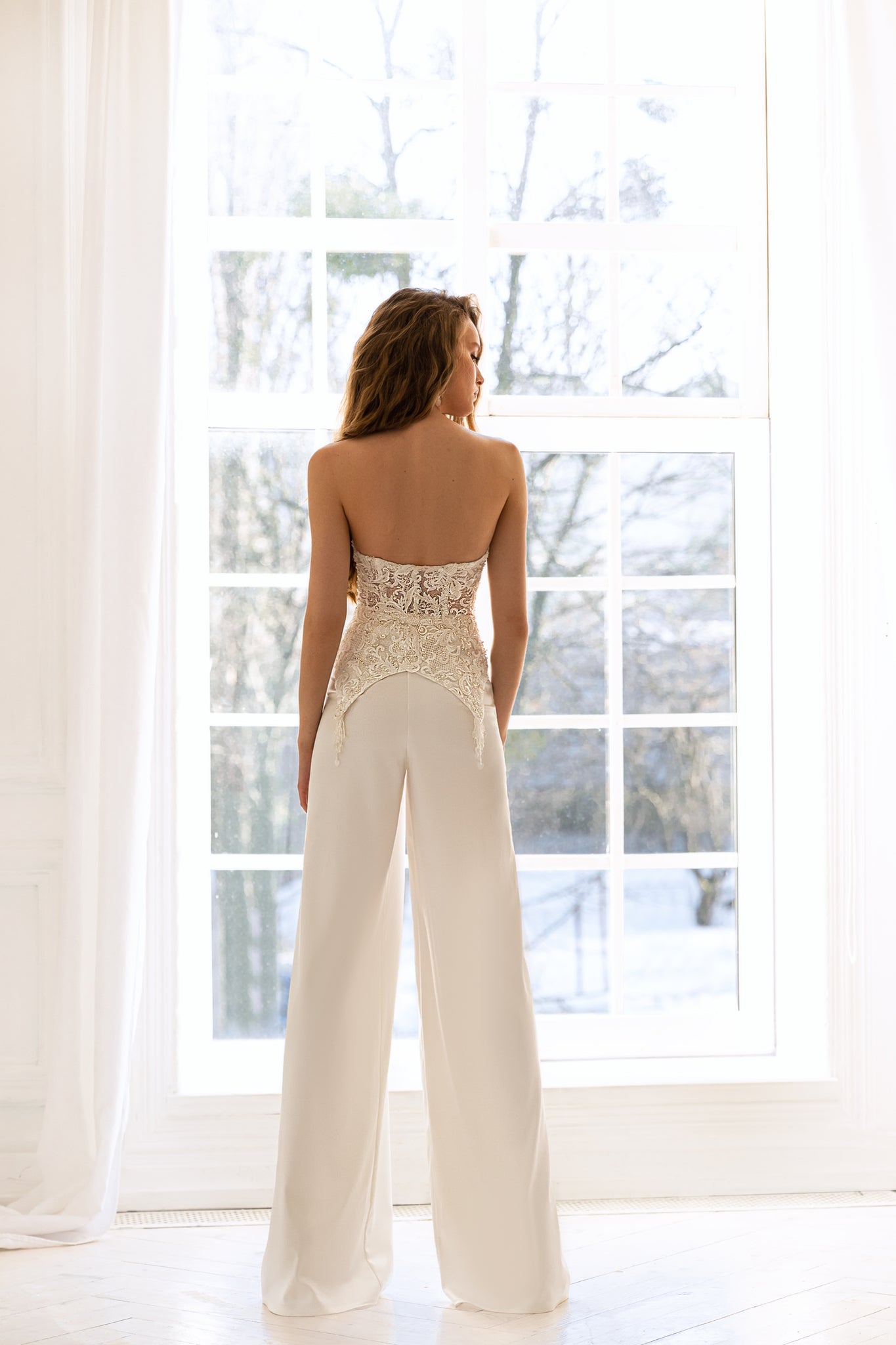 LEIA PANTS SUIT AND CORSET