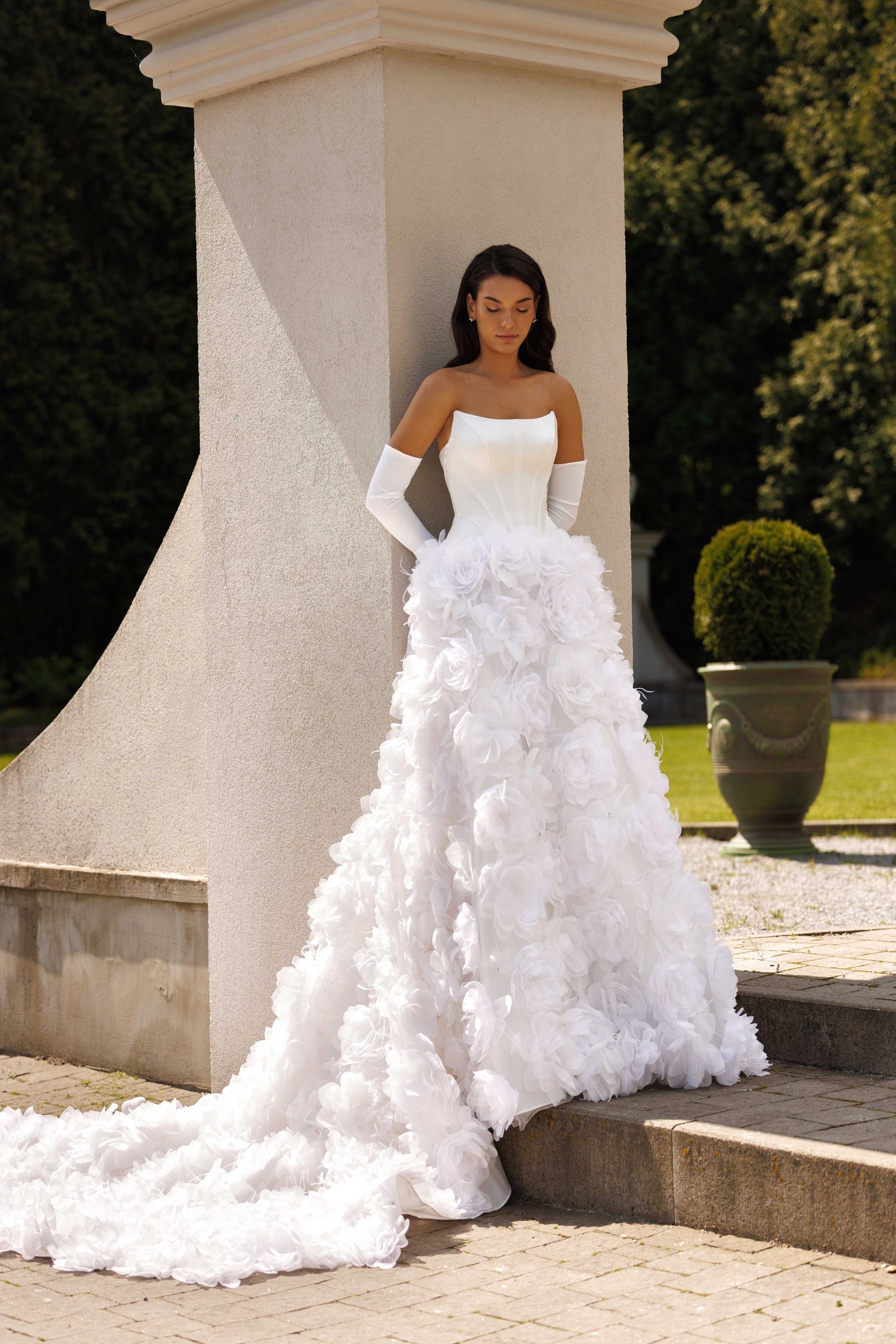 LUXURY WEDDING DRESS ELYSIA MODEL