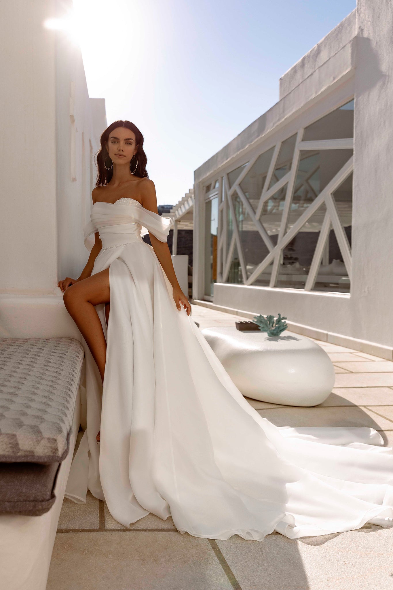 MAT ORGANZA WEDDING DRESS