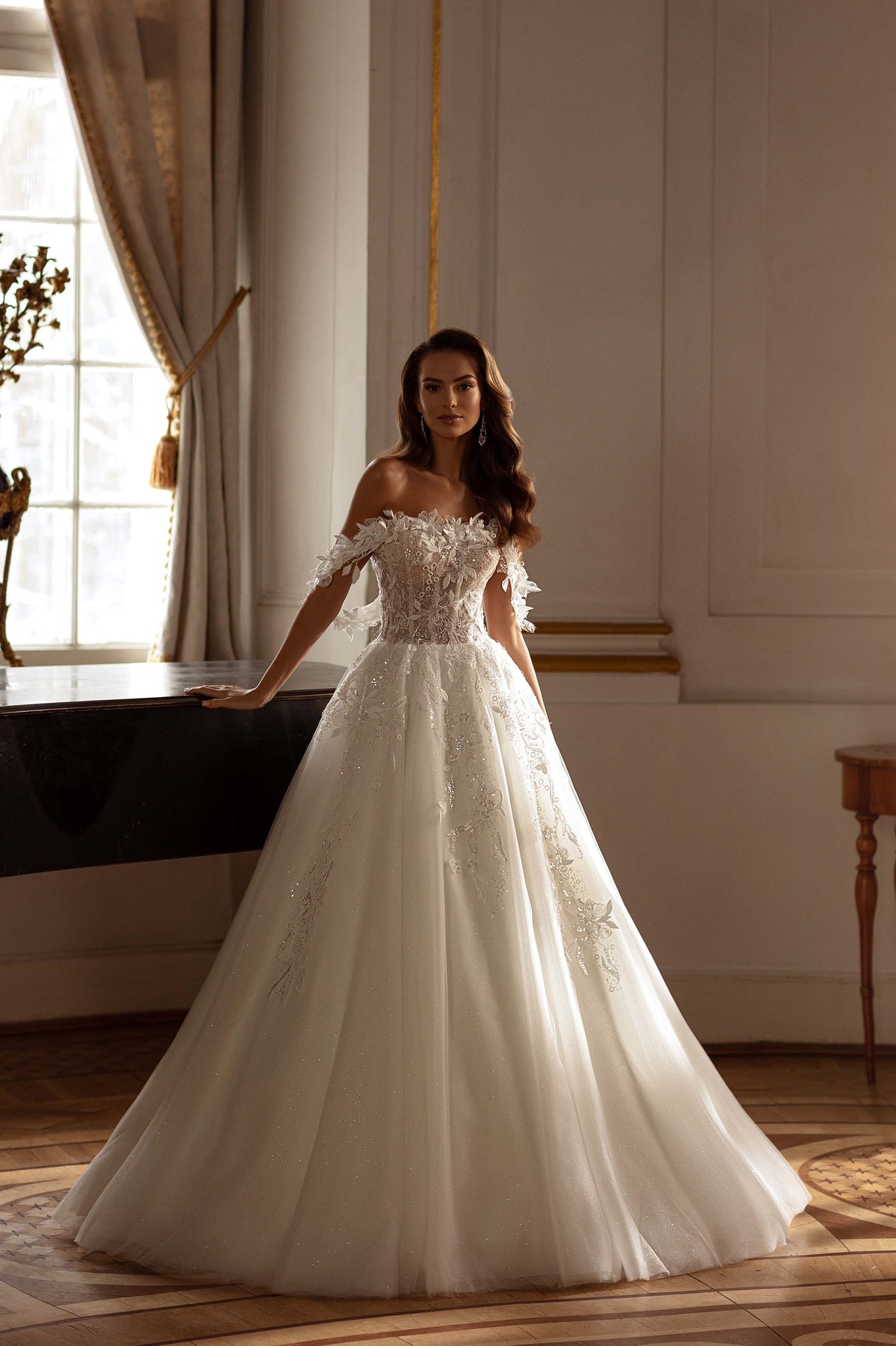 MORELLI-01 Wedding Dress