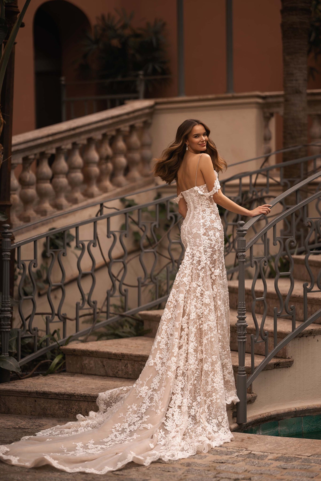 VRODA 08 Wedding Dress