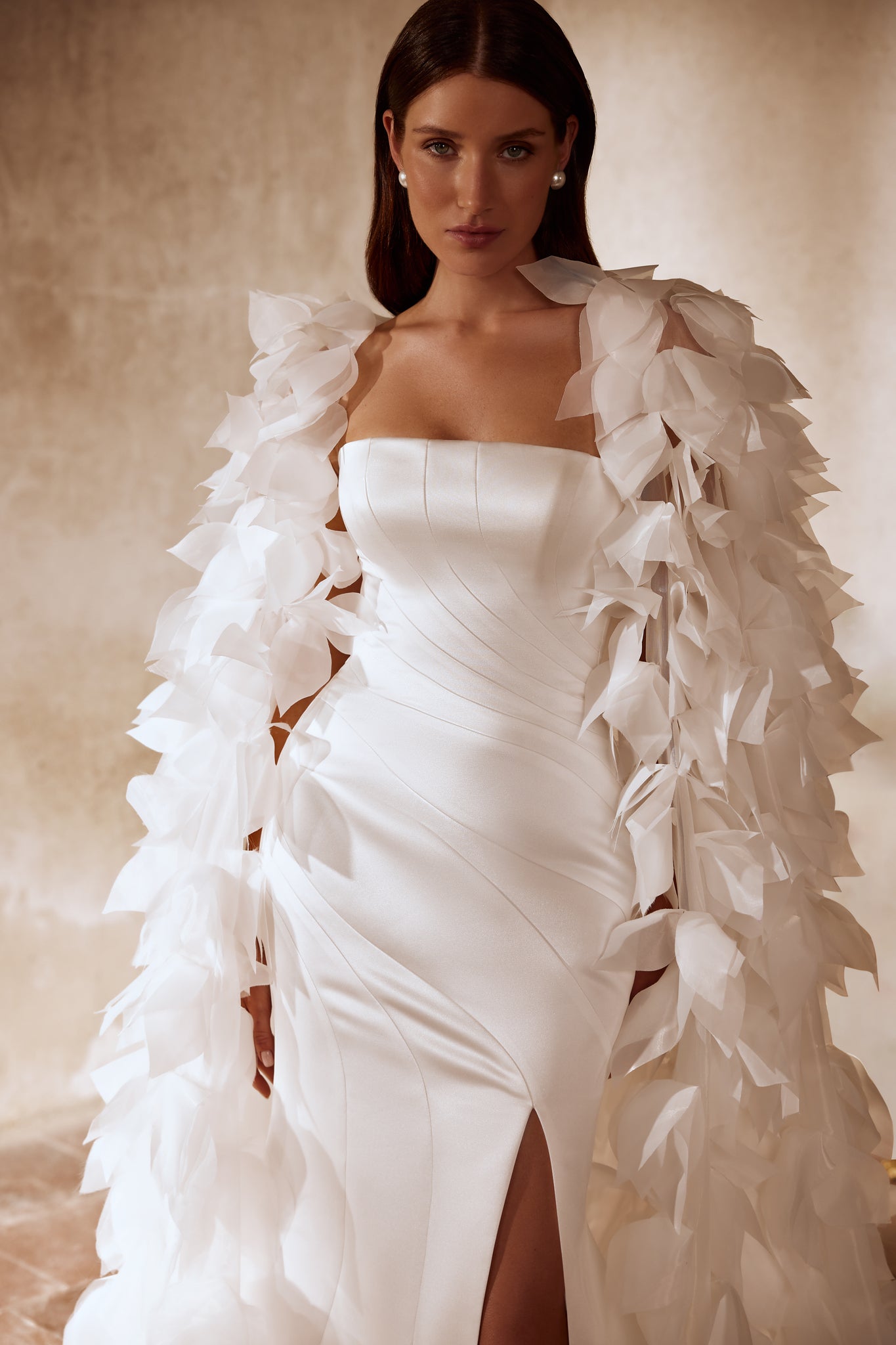 WEDDING DRESS CAILIN WITH CAPE