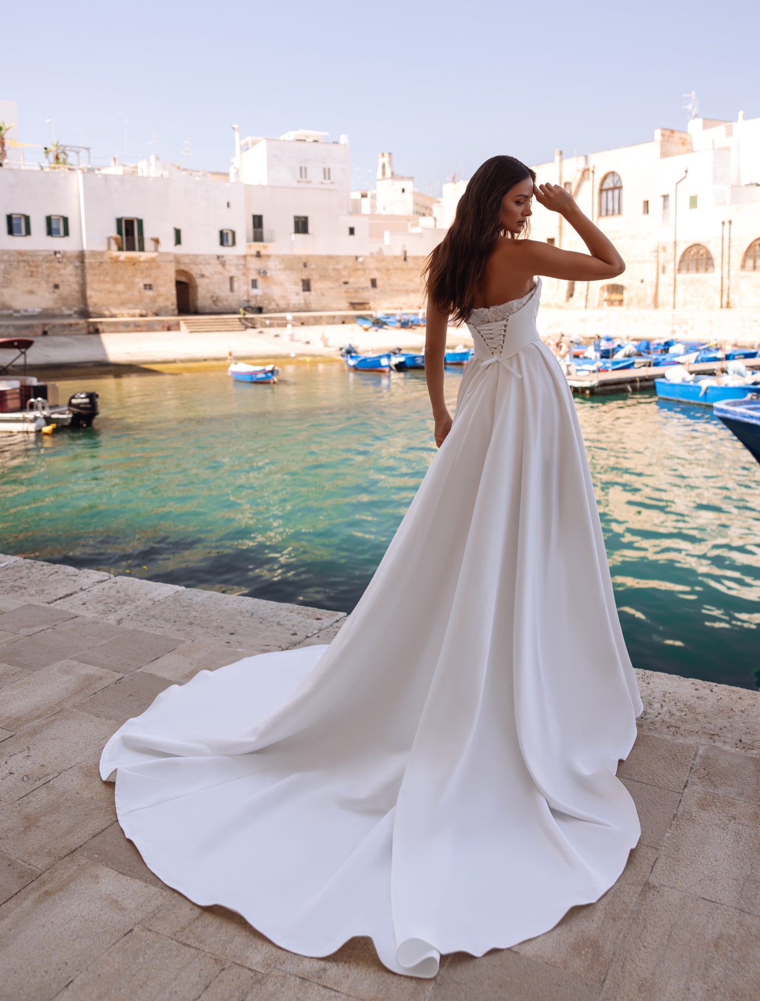 WEDDING DRESS M276 LILITH