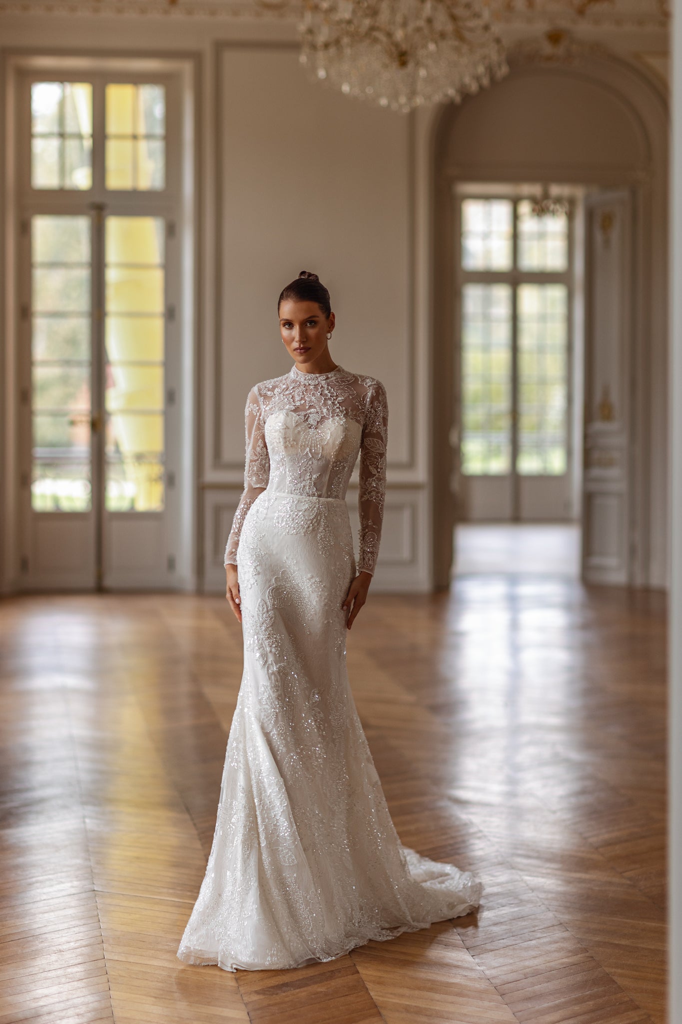 Wedding Dress with Optional Train